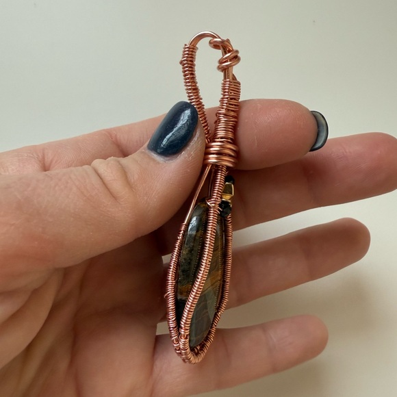 Nellite Pendant - Picture 4 of 6